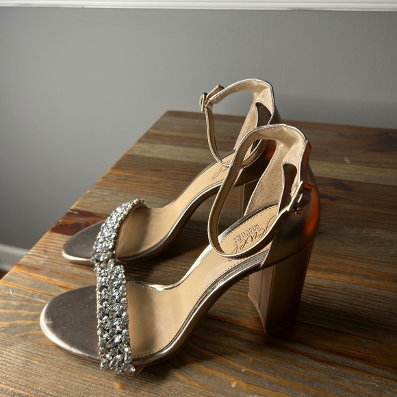 Jewel Badgley Mischka Women's rise Gold Rhinestone Ankle Strap Heel Sandals - Picture 1 of 7
